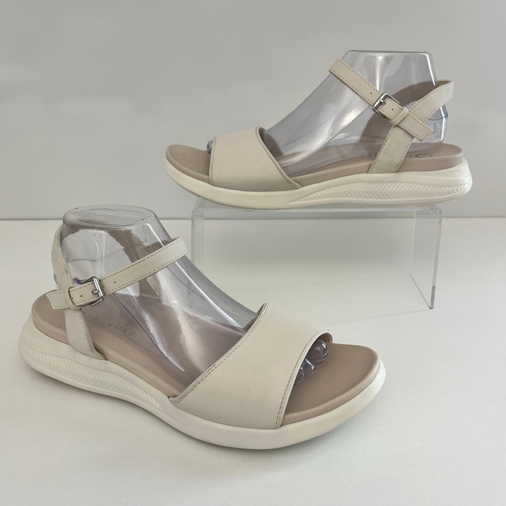 Journee Collection Jaylee Ankle Strap Comfort Footbed Platform Sandal 10M NWOT